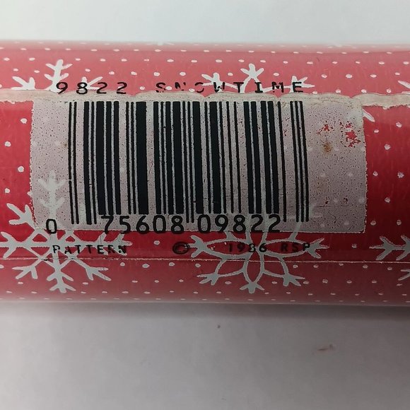 Vintage ConTact Brand Self Adhesive Plastic Shelf Liner Roll Red Snowtime 1986 - Picture 7 of 9